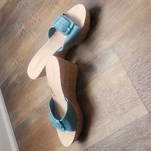 Nine West sandal wedge size 91/2